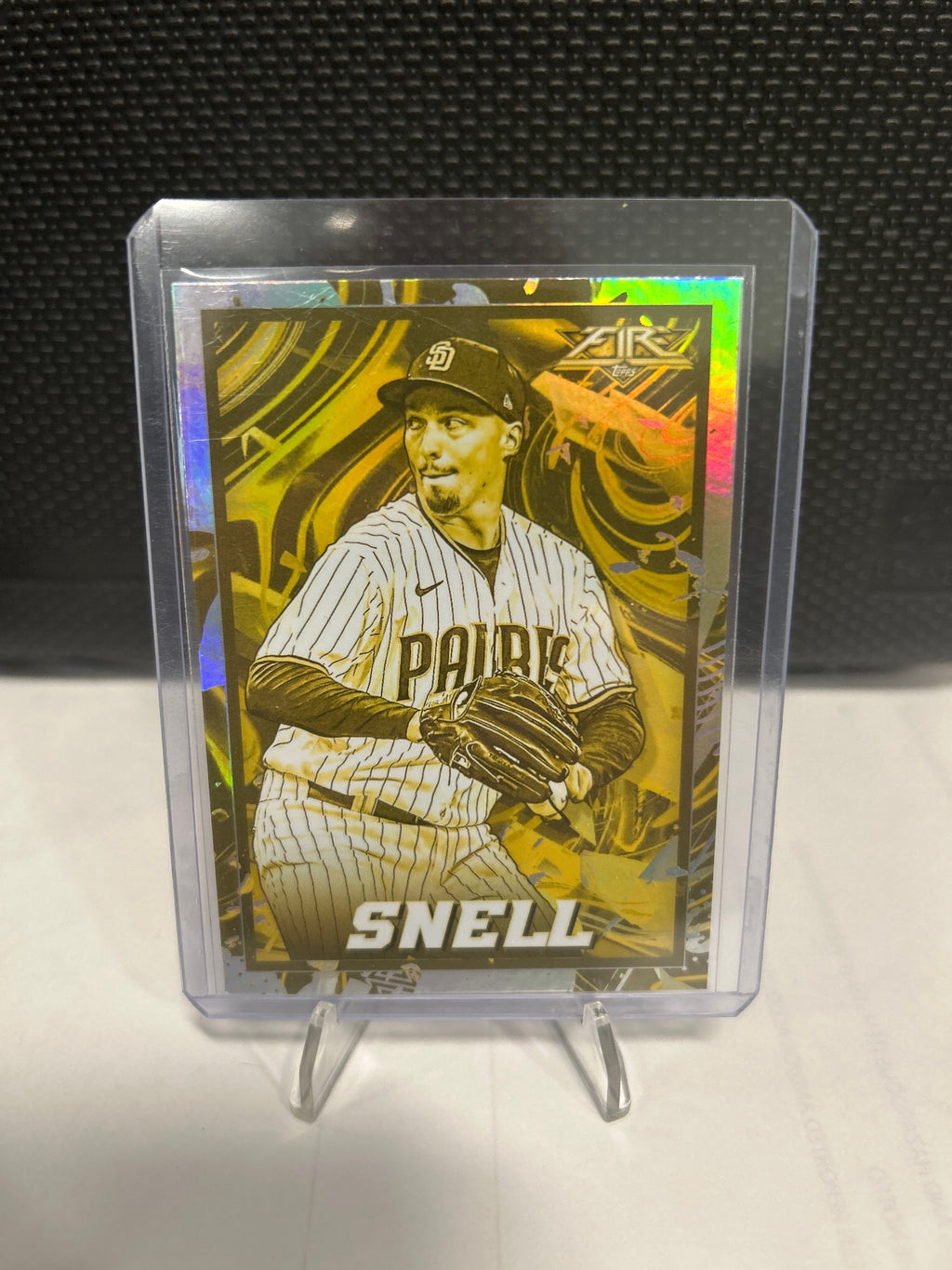 2022 Topps Fire #157 Blake Snell Gold Minted