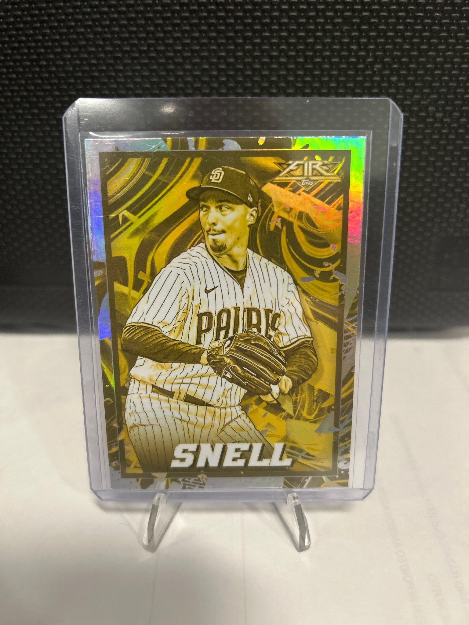 2022 Topps Fire #157 Blake Snell Gold Minted