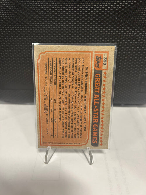 1983 Topps #390 Reggie Jackson