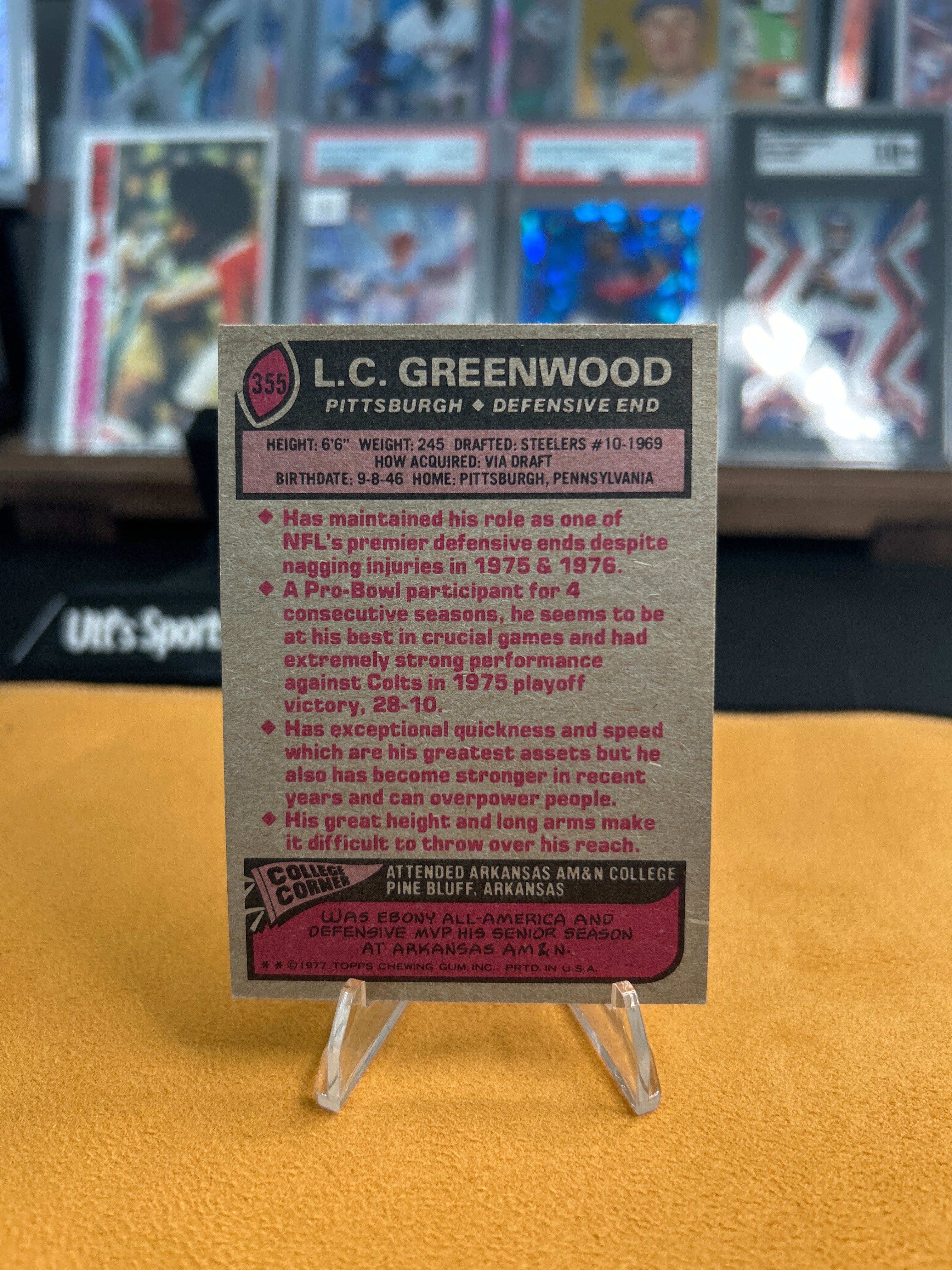 Topps 1977 L.C. Greenwood #355 Pittsburgh Steelers Football Base Set Card