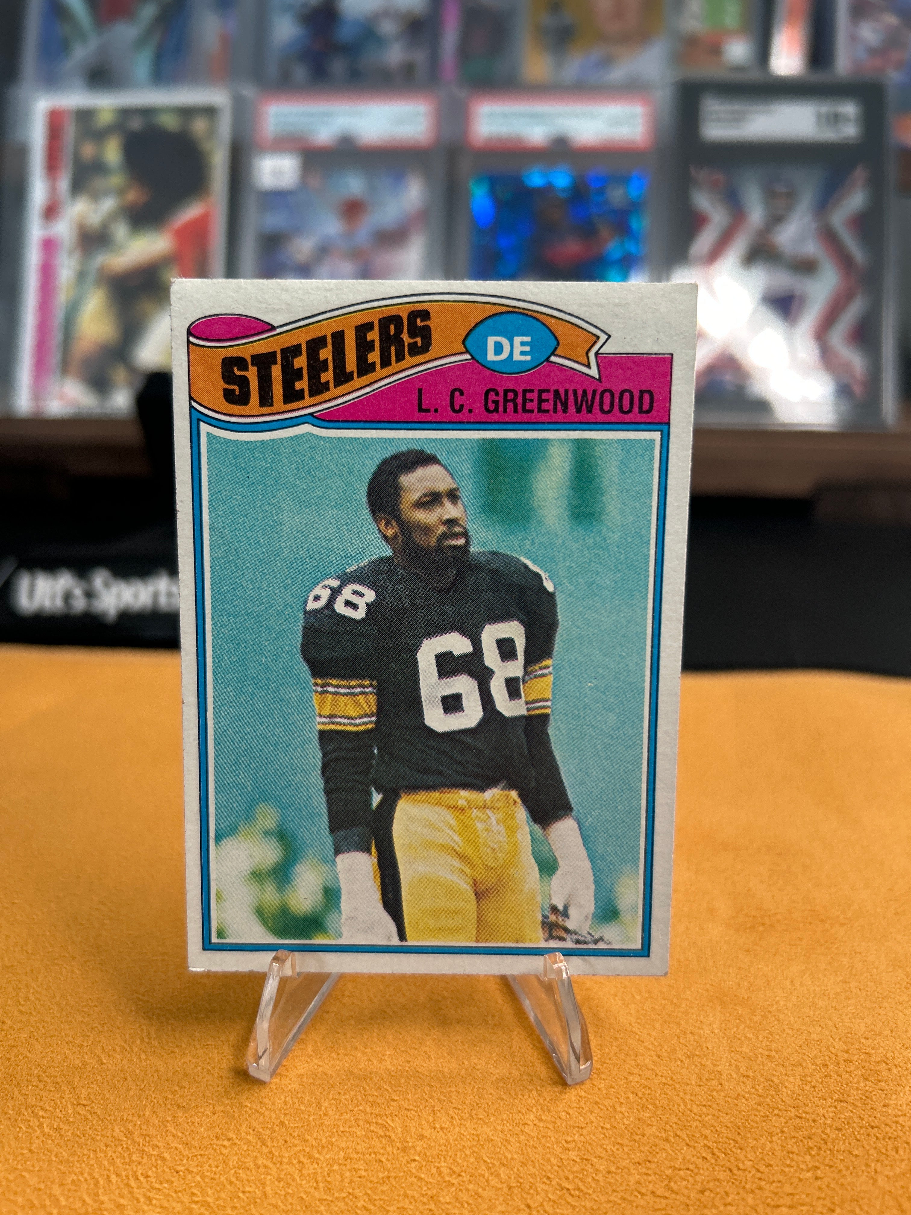 Topps 1977 L.C. Greenwood #355 Pittsburgh Steelers Football Base Set Card