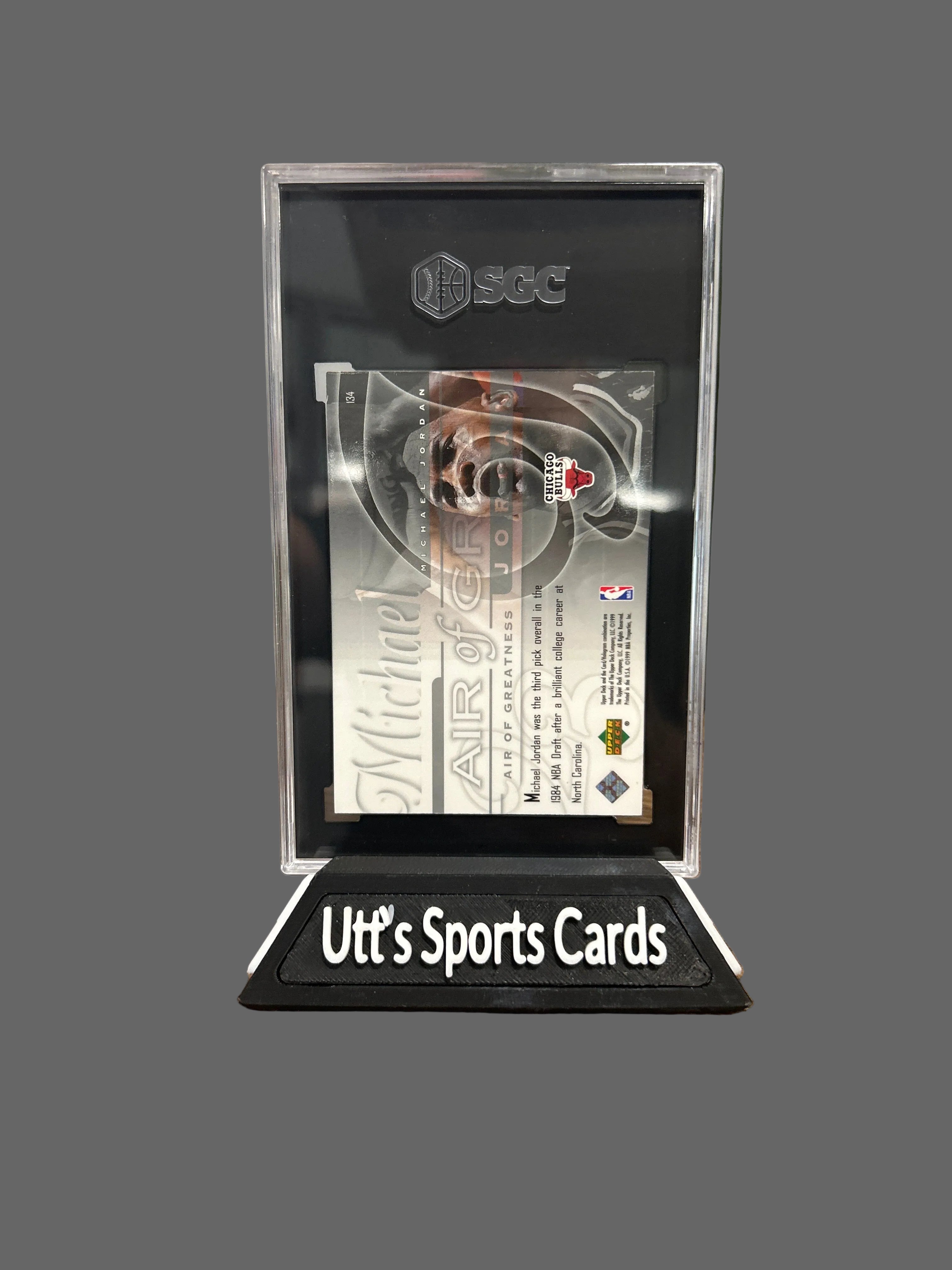 1999-00 UD AIR OF GREATNESS #134 MICHAEL JORDAN SGC 9.5