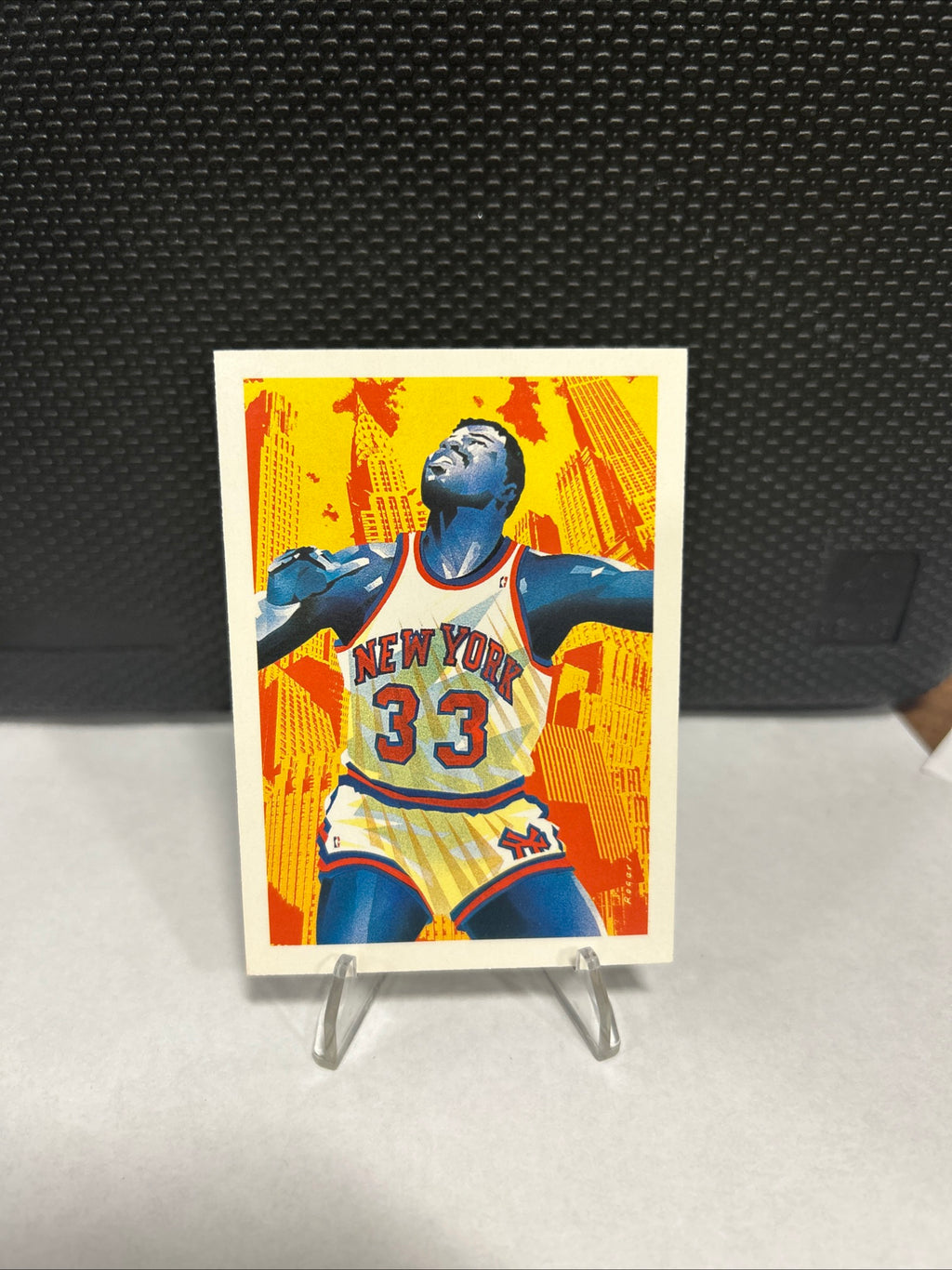 1990-91 NBA Hoops - Art Card Team Checklist Patrick Ewing #372 Illustration