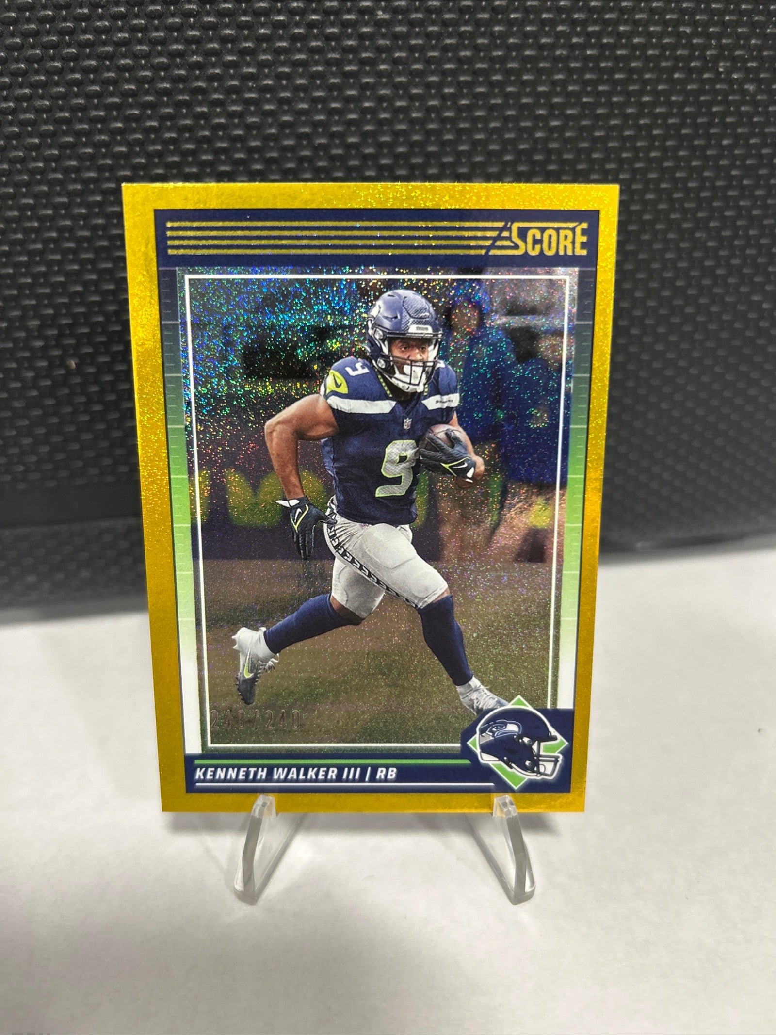 2024 Score Football Kenneth Walker III Gold Dotts Seahawks Chiefs 240/240