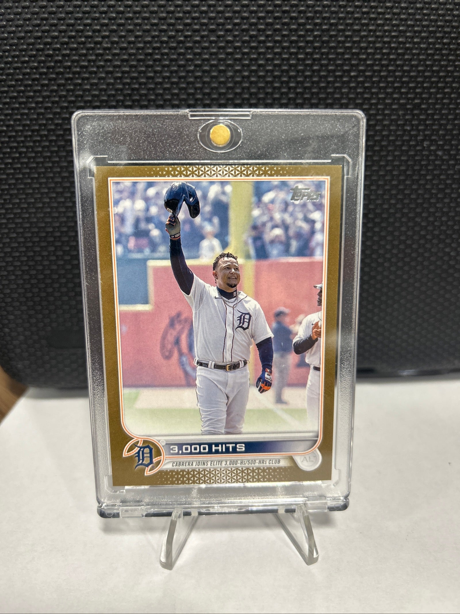 2022 Topps Update Miguel Cabrera 3000 Hits SP Gold 0866/2022 TIGERS #US183