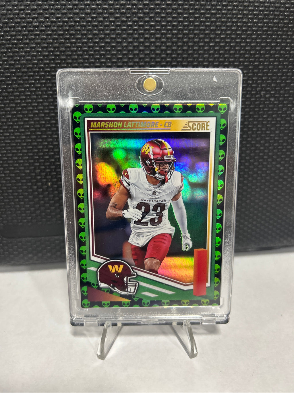 2025 Score # 165 Marshon Lattimore Extraterrestrial Case Hit