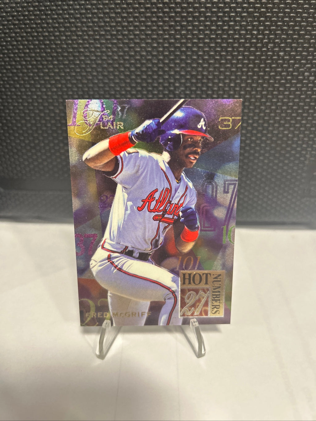 1994 Flair Hot Numbers Fred McGriff #4